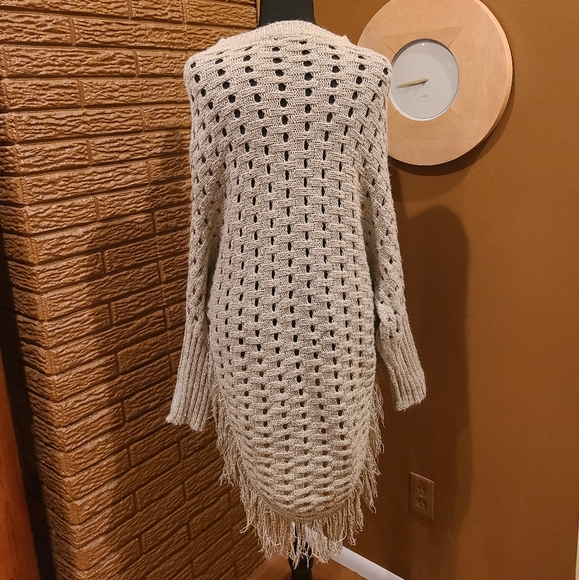 Bohemian Sweater - Picture 5 of 10